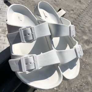 White sandals size 7